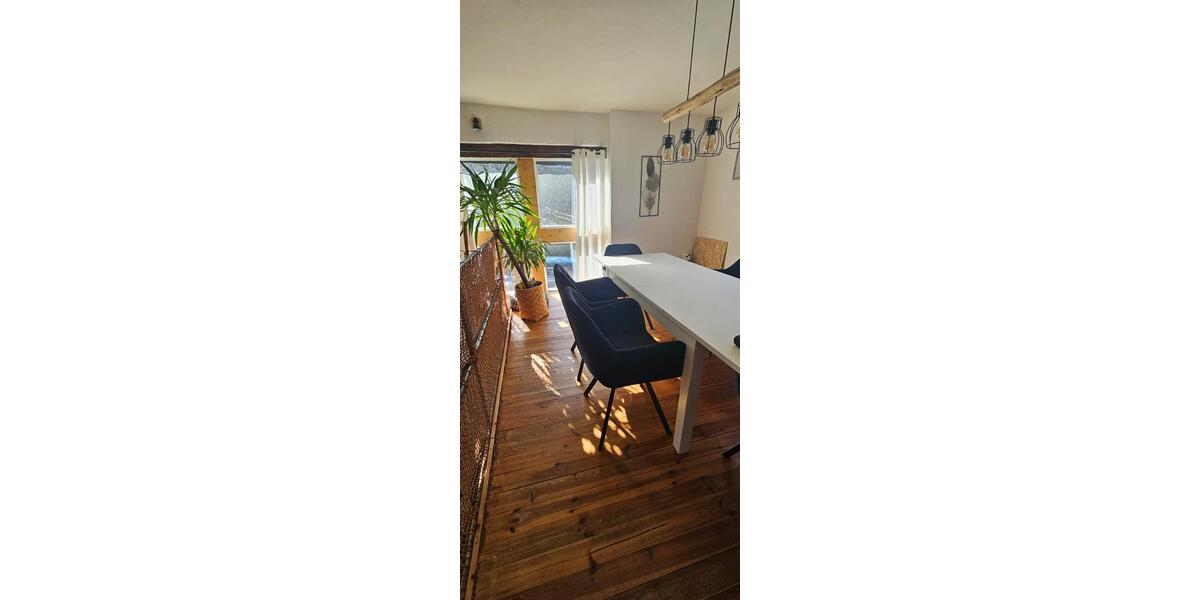 Etagenwohnung Attendorn - 6 Zimmer, 130 m&sup2;, 650&euro; | Angebot:26024998