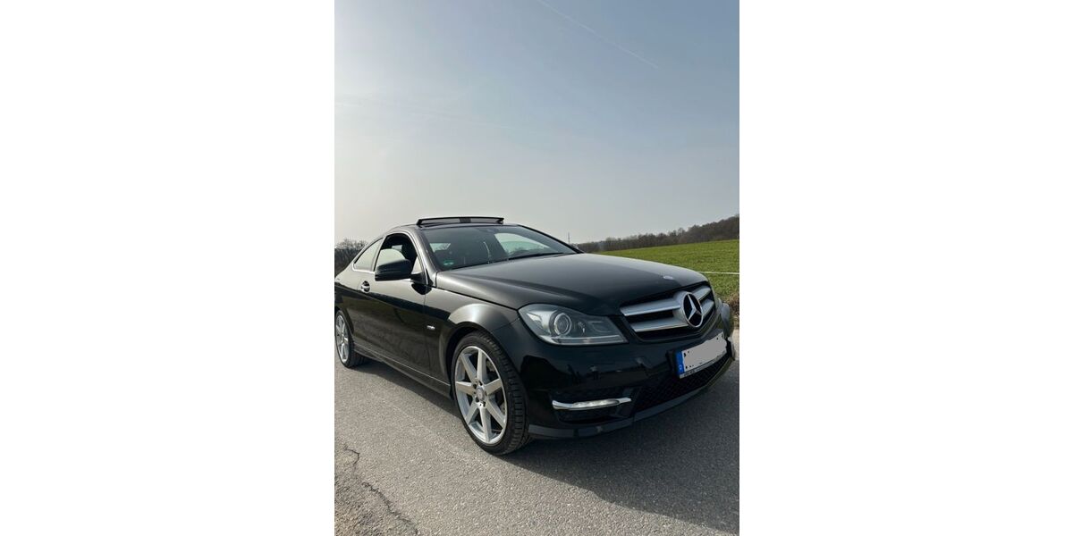 Mercedes-Benz C 220 210.000 km 12.900 &euro; Lüdenscheid 58513
