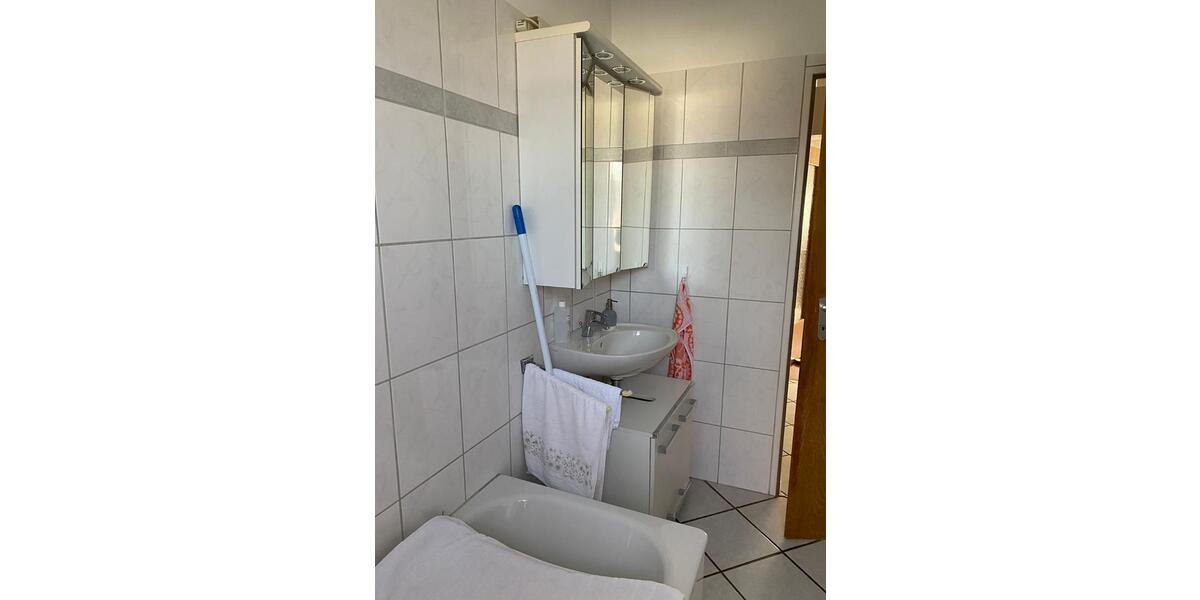 Etagenwohnung Breckerfeld - 3 Zimmer, 80 m&sup2;, 670&euro; | Angebot:25457245