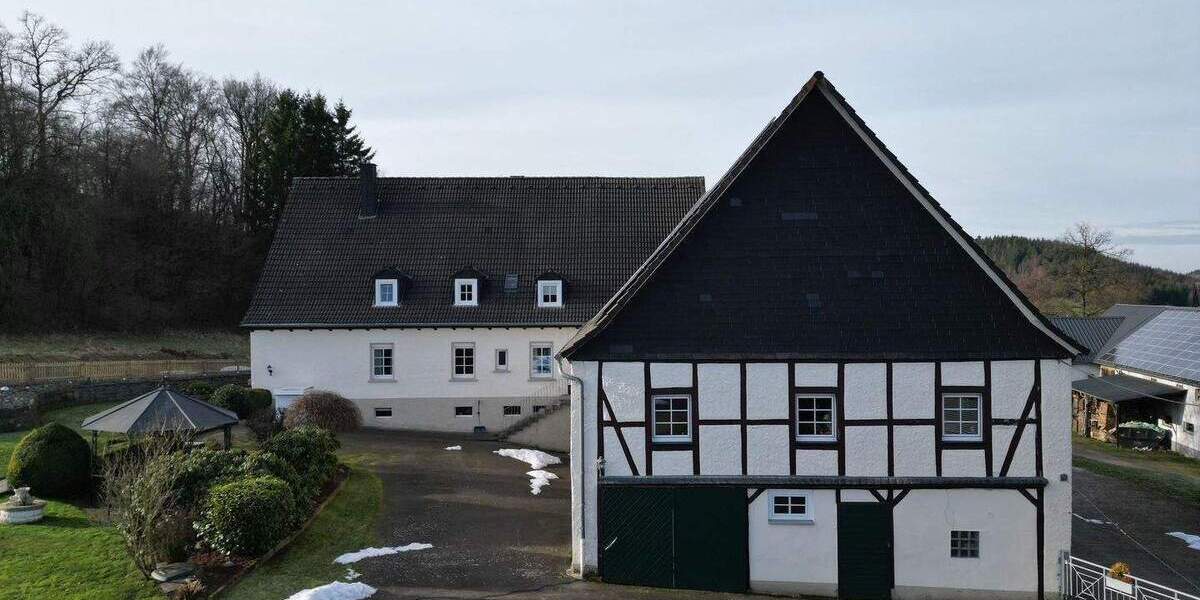 Einfamilienhaus Olpe Rhonard - 1 Zimmer, 390 m&sup2;, 1.280.000&euro; | Angebot:25666278