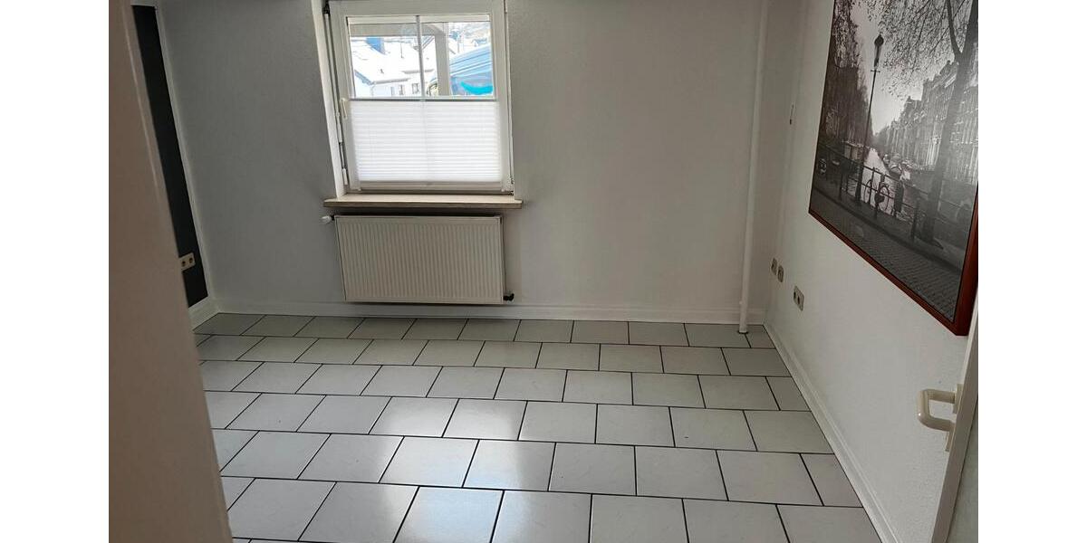 Erdgeschoßwohnung Bergneustadt - 2 Zimmer, 45 m&sup2;, 430&euro; | Angebot:25986199