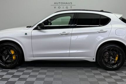 Alfa Romeo Stelvio 67.000 km 52.490 &euro; Radevormwald 42477