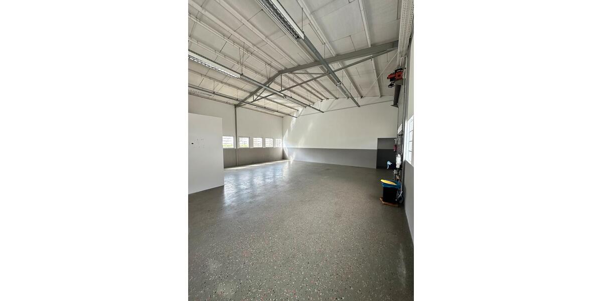Gewerbeobjekt Gummersbach Berstig Süd - 1.000&euro; | Angebot:26348303