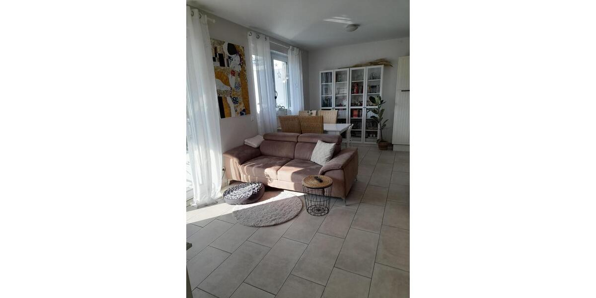 Erdgeschoßwohnung Wiehl - 3 Zimmer, 80 m&sup2;, 1.050&euro; | Angebot:25790478