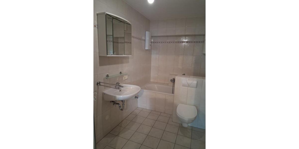 Etagenwohnung Marienheide - 3 Zimmer, 80 m&sup2;, 155.000&euro; | Angebot:25264145