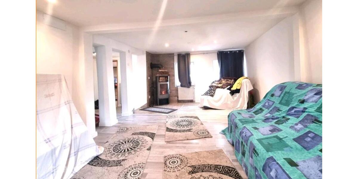 Reihenhaus Wiehl - 6 Zimmer, 150 m&sup2;, 180.000&euro; | Angebot:25882599