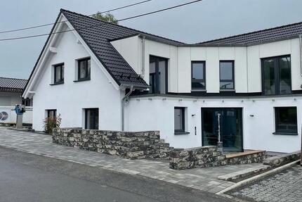 Wohnung Reichshof - 3 Zimmer, 77 m&sup2;, 850&euro; | Angebot:27584914