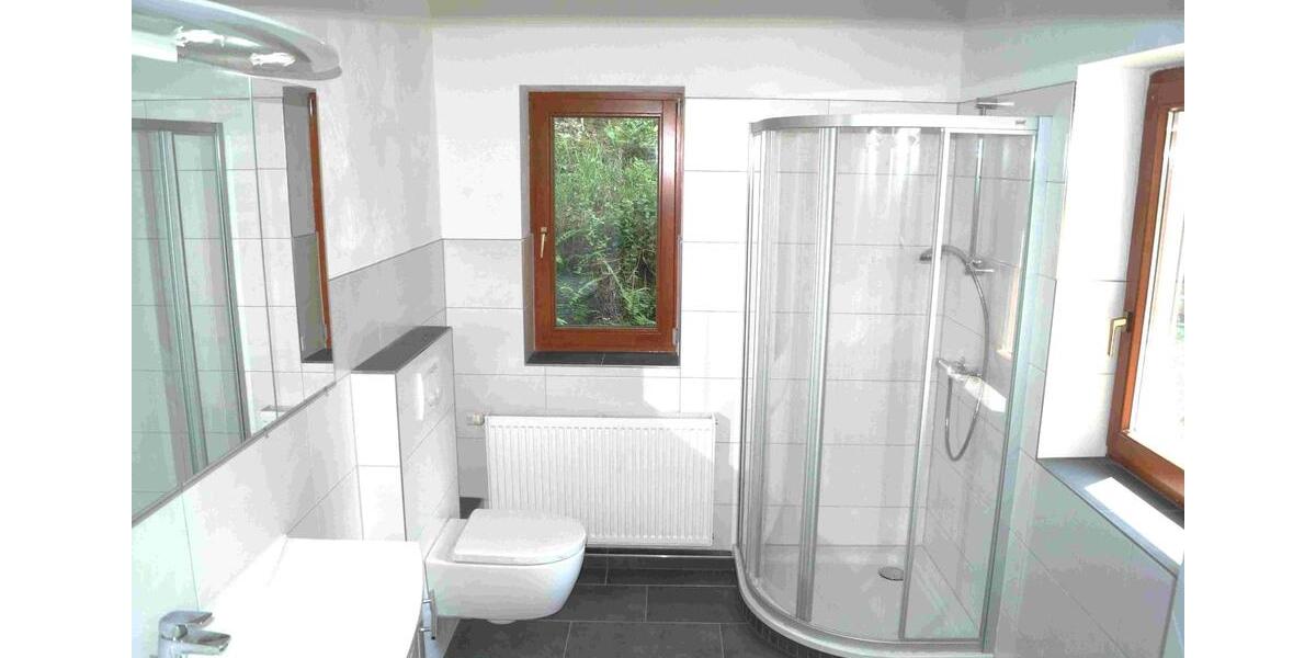 Einfamilienhaus Gummersbach Hepel - 10 Zimmer, 247 m&sup2;, 499.000&euro; | Angebot:25793023