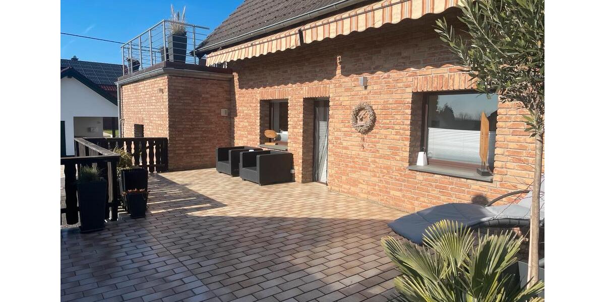 Einfamilienhaus Windeck - 5 Zimmer, 150 m&sup2;, 419.000&euro; | Angebot:25804104