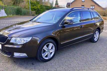 Skoda Superb 262.000 km 7.500 &euro; Reichshof 51580