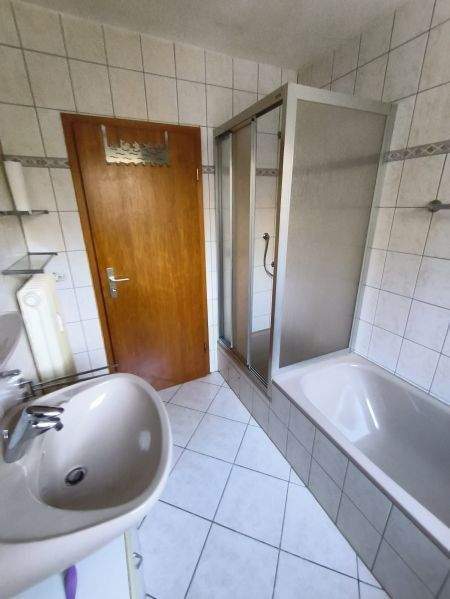 Etagenwohnung Lüdenscheid Othlinghausen - 3 Zimmer, 84 m&sup2;, 170.000&euro; | Angebot:25697114