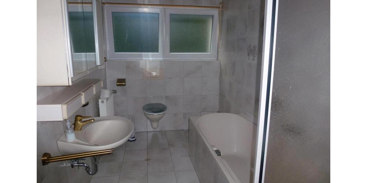 Etagenwohnung Wissen - 3 Zimmer, 80 m&sup2;, 700&euro; | Angebot:25657653