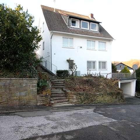 Einfamilienhaus Gummersbach Hepel - 7 Zimmer, 161 m&sup2;, 272.000&euro; | Angebot:25855499