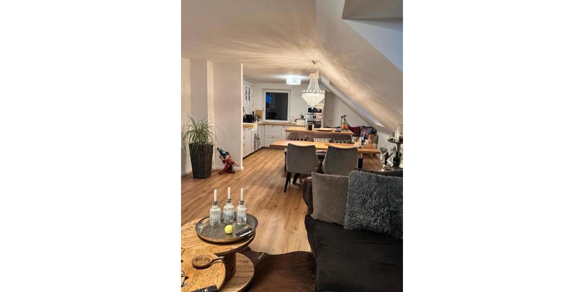 Dachgeschoßwohnung Lüdenscheid Othlinghausen - 3 Zimmer, 104 m&sup2;, 800&euro; | Angebot:26692010