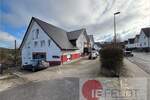 Etagenwohnung Gummersbach / Bernberg Bernberg - 5 Zimmer, 158 m&sup2;, 130.000&euro; | Angebot:25696102