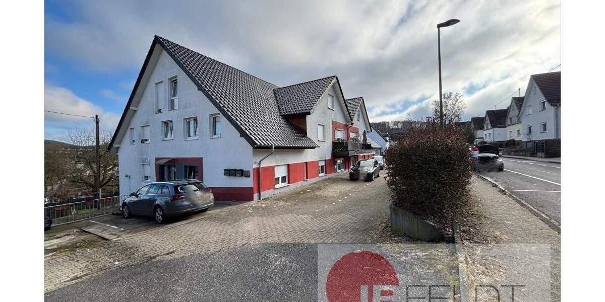 Etagenwohnung Gummersbach / Bernberg Bernberg - 5 Zimmer, 158 m&sup2;, 156.000&euro; | Angebot:25696102