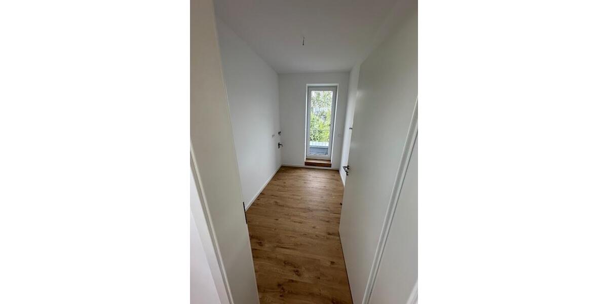 Einfamilienhaus Eitorf - 4.5 Zimmer, 210 m&sup2;, 2.700&euro; | Angebot:27596313