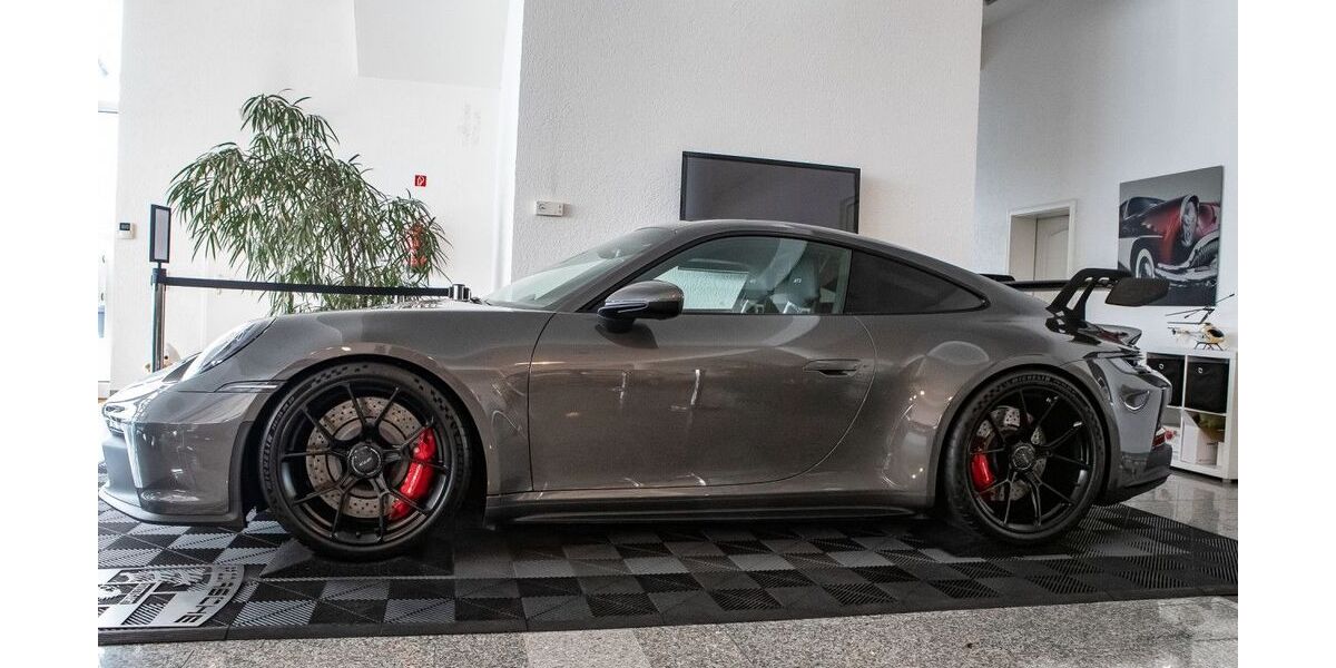 Porsche 992 9.800 km 189.992 &euro; Neunkirchen-Seelscheid 53819