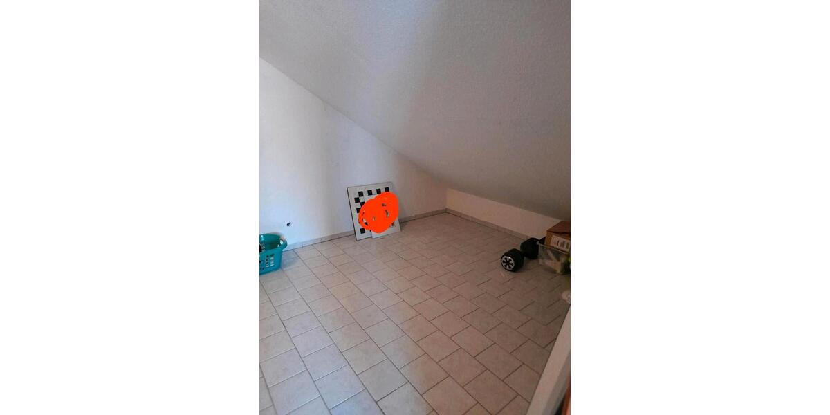 Doppelhaushälfte Eitorf - 7 Zimmer, 150 m&sup2;, 310.000&euro; | Angebot:26877071