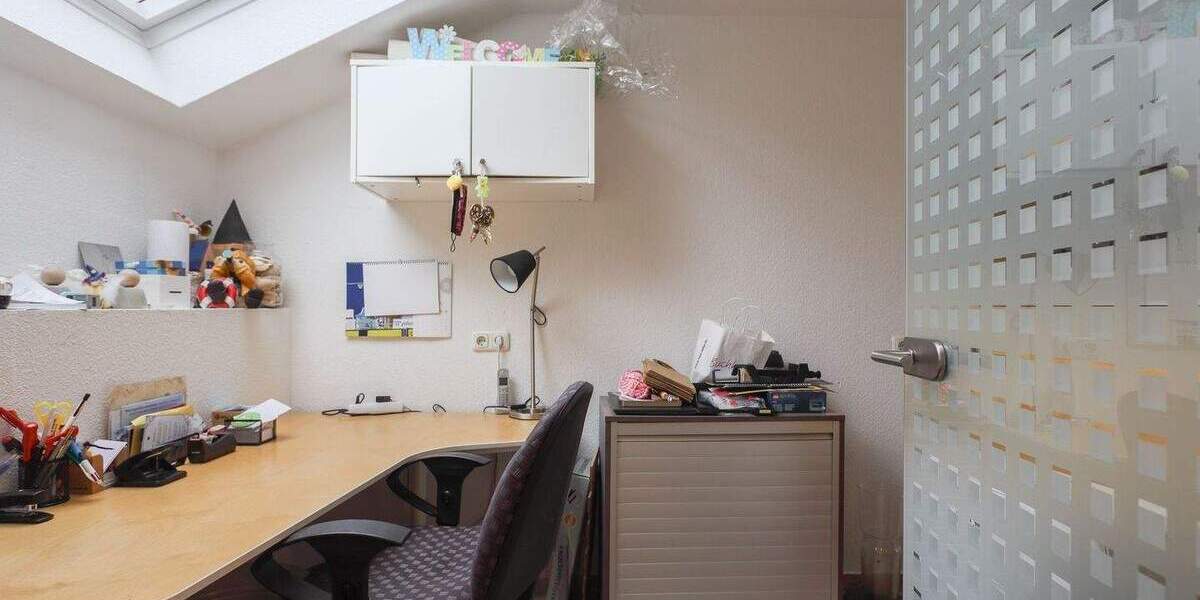 Mehrfamilienhaus, Wohnhaus Lüdenscheid Stüttinghausen - 9 Zimmer, 349 m&sup2;, 399.000&euro; | Angebot:26117799