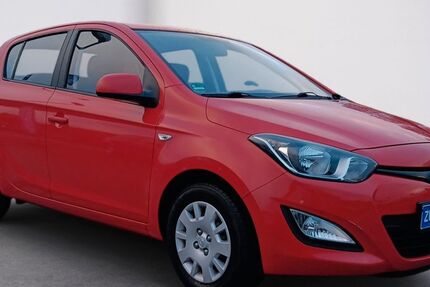 Hyundai i20 25.000 km 6.500 &euro; Olpe 57462