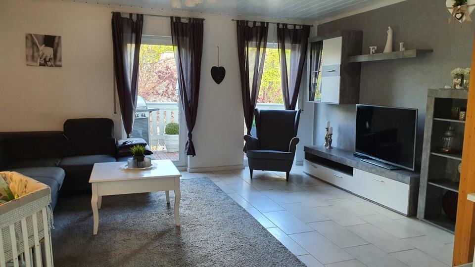 Dachgeschoßwohnung Morsbach - 3 Zimmer, 95 m&sup2;, 700&euro; | Angebot:25858710