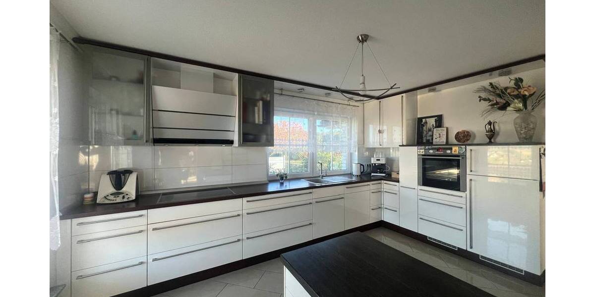 Einfamilienhaus Ruppichteroth - 5 Zimmer, 166 m&sup2;, 560.000&euro; | Angebot:25690092