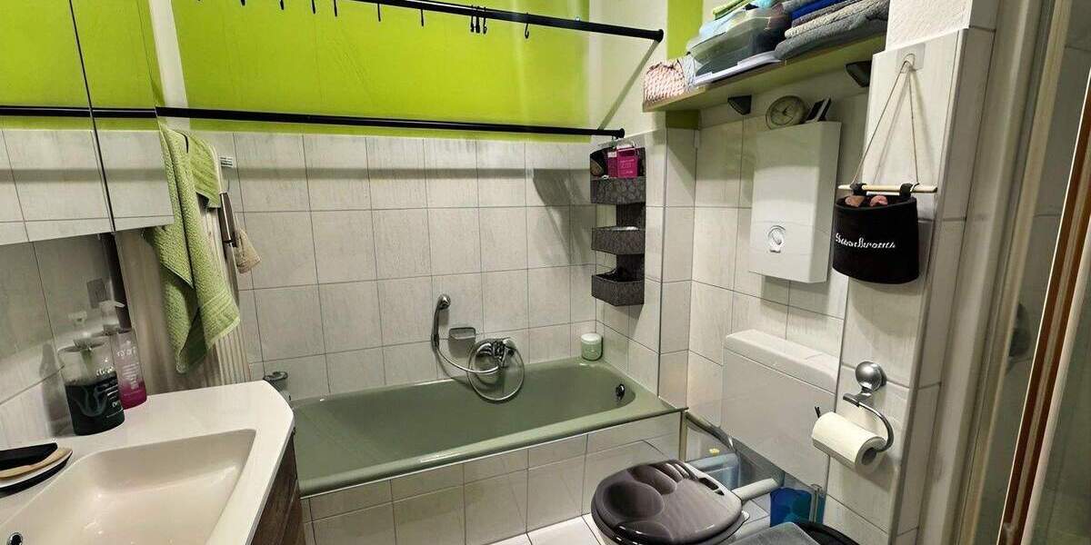 Etagenwohnung Wermelskirchen - 3 Zimmer, 95 m&sup2;, 245.000&euro; | Angebot:25744256