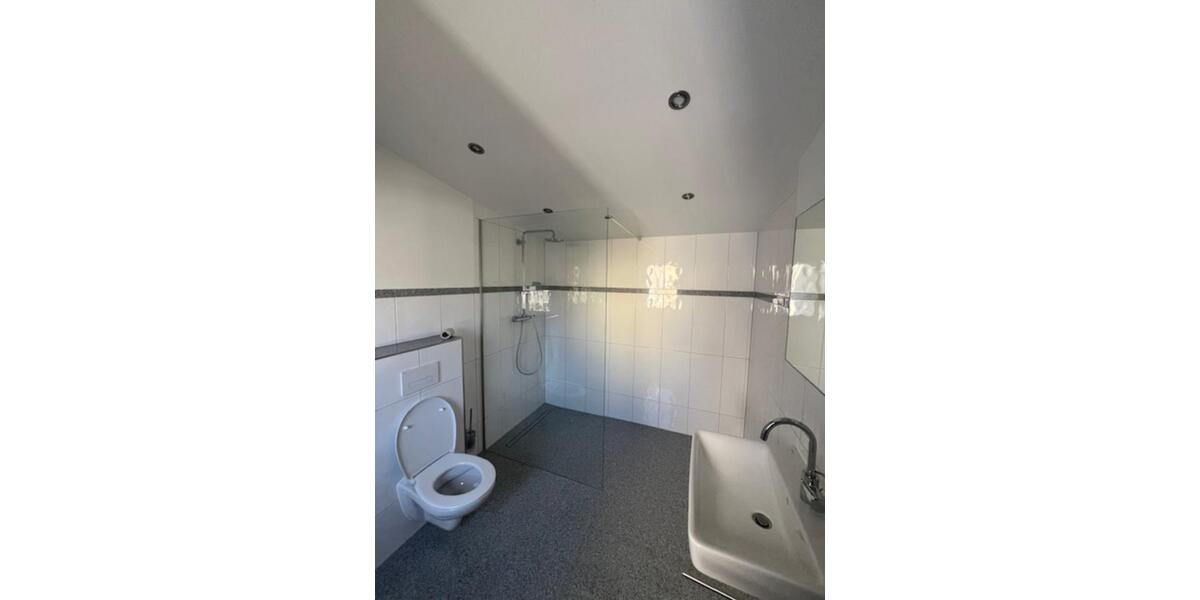 Etagenwohnung Gummersbach - 1 Zimmer, 19 m&sup2;, 475&euro; | Angebot:25547487