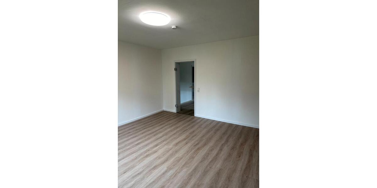 Einfamilienhaus Wiehl - 4 Zimmer, 200 m&sup2;, 795.000&euro; | Angebot:27165030