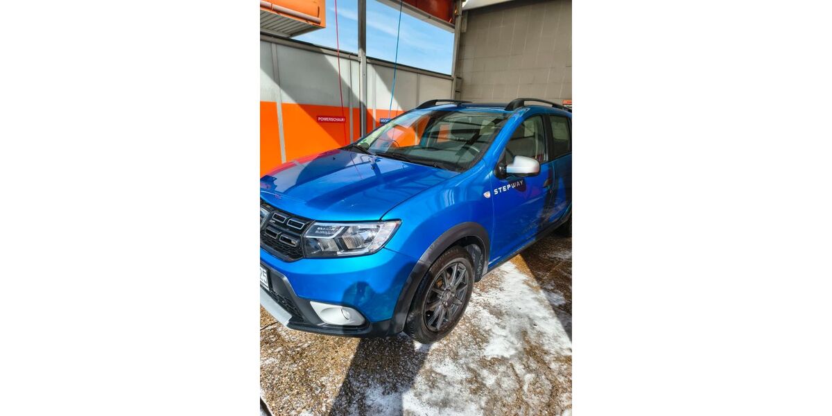 Dacia Logan 84.900 km 8.400 &euro; Waldbröl 51545