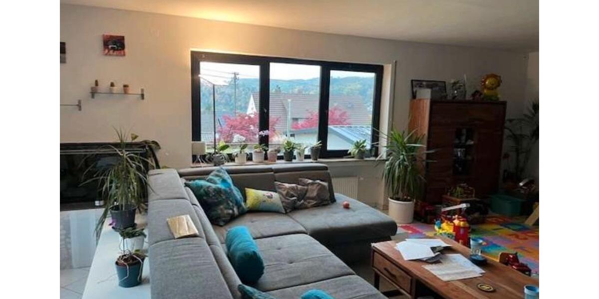 Einfamilienhaus Windeck - 4 Zimmer, 115 m&sup2;, 1.300&euro; | Angebot:25352182