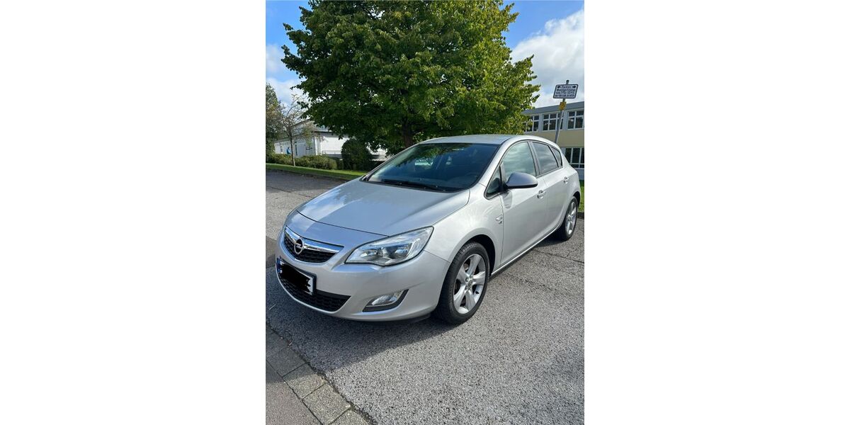 Opel Astra 100.453 km 7.000 &euro; Bergneustadt 51702