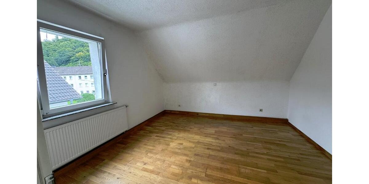Etagenwohnung Gummersbach Berstig Süd - 3 Zimmer, 81 m&sup2;, 750&euro; | Angebot:26420215