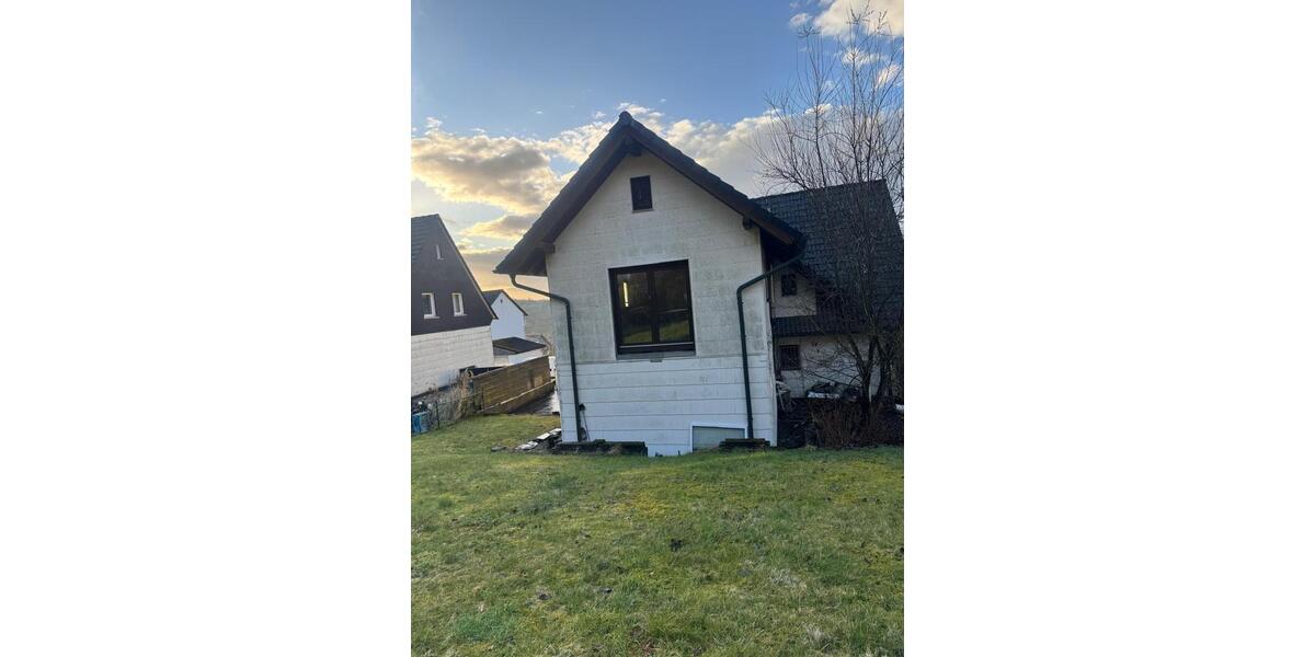 Einfamilienhaus Nümbrecht - 7 Zimmer, 132 m&sup2;, 179.000&euro; | Angebot:27288888