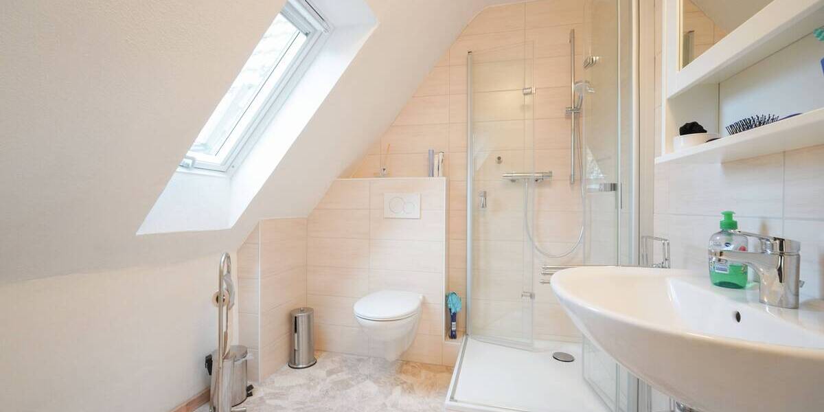 Mehrfamilienhaus, Wohnhaus Kierspe Kierspe Dorf - 7 Zimmer, 153 m&sup2;, 320.000&euro; | Angebot:25688494