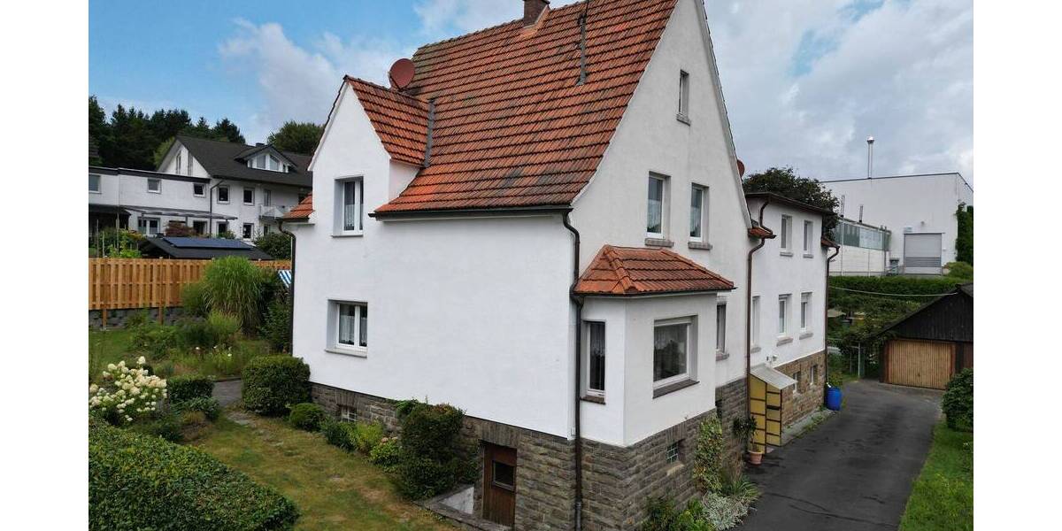 Mehrfamilienhaus, Wohnhaus Wiehl Börnhausen - 4 Zimmer, 155 m&sup2;, 259.000&euro; | Angebot:25666271