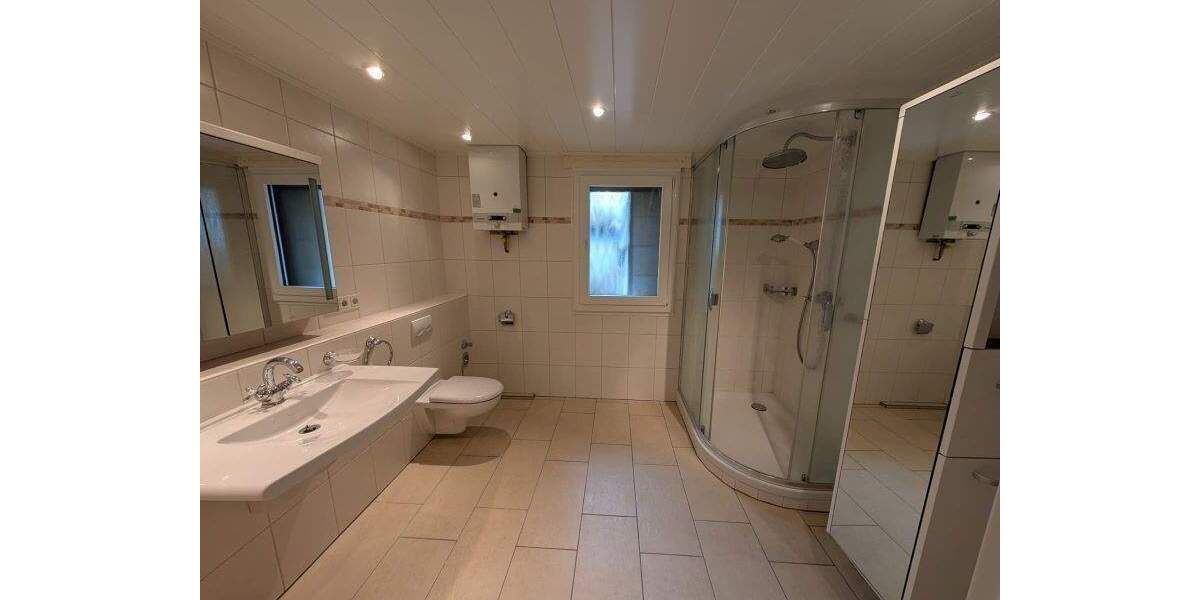 Etagenwohnung Wiehl Bielstein - 2 Zimmer, 85 m&sup2;, 690&euro; | Angebot:25747790