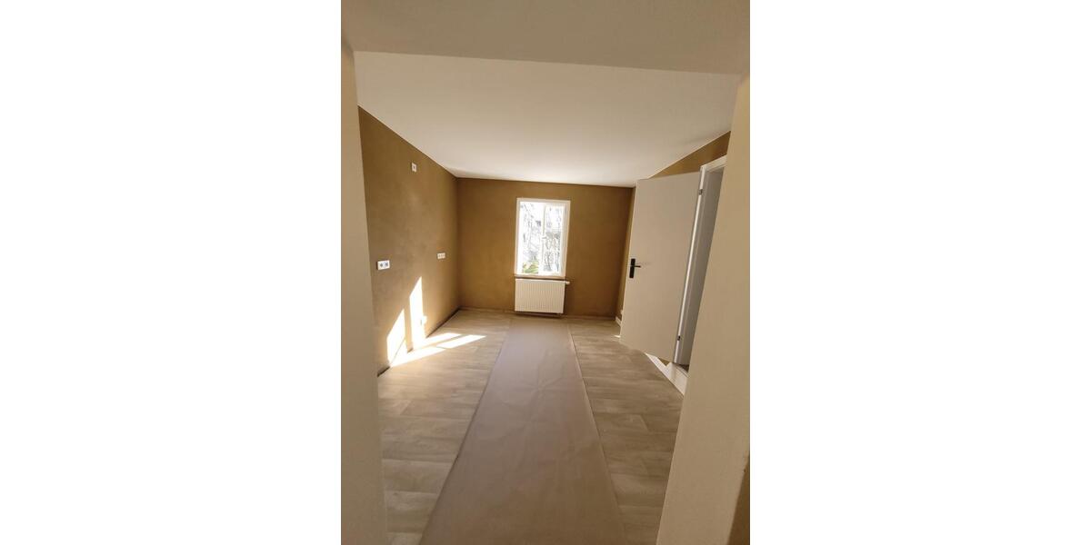 Etagenwohnung Nümbrecht - 2 Zimmer, 76 m&sup2;, 830&euro; | Angebot:25404212