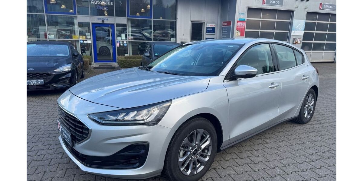 Ford Focus 26.291 km 17.667 &euro; Wipperfürth 51688