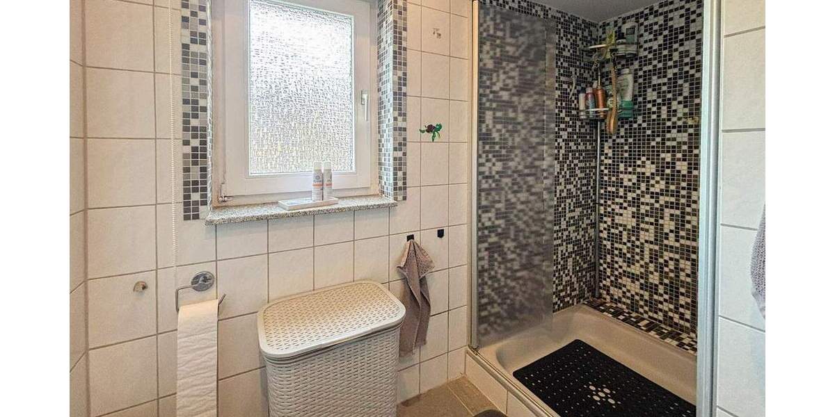 Einfamilienhaus Birken-Honigsessen Honigsessen - 6 Zimmer, 129 m&sup2;, 240.000&euro; | Angebot:25738121