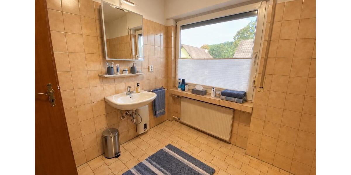 Doppelhaushälfte Engelskirchen - 6 Zimmer, 165 m&sup2;, 1.250&euro; | Angebot:27615716