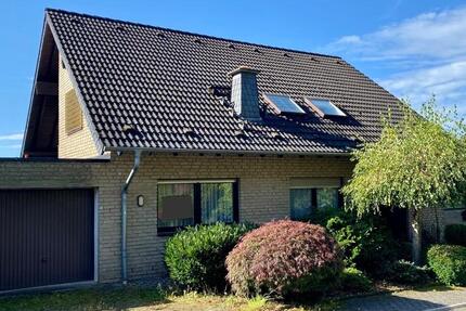 Haus Engelskirchen - 8 Zimmer, 246 m&sup2;, 495.000&euro; | Angebot:25904631