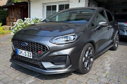 Ford Fiesta 41.494 km 23.000 &euro; Wiehl 51674