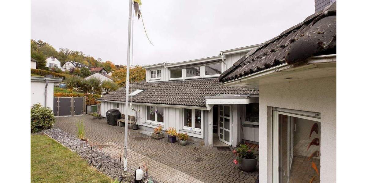 Mehrfamilienhaus, Wohnhaus Lüdenscheid Stüttinghausen - 9 Zimmer, 349 m&sup2;, 399.000&euro; | Angebot:26117799
