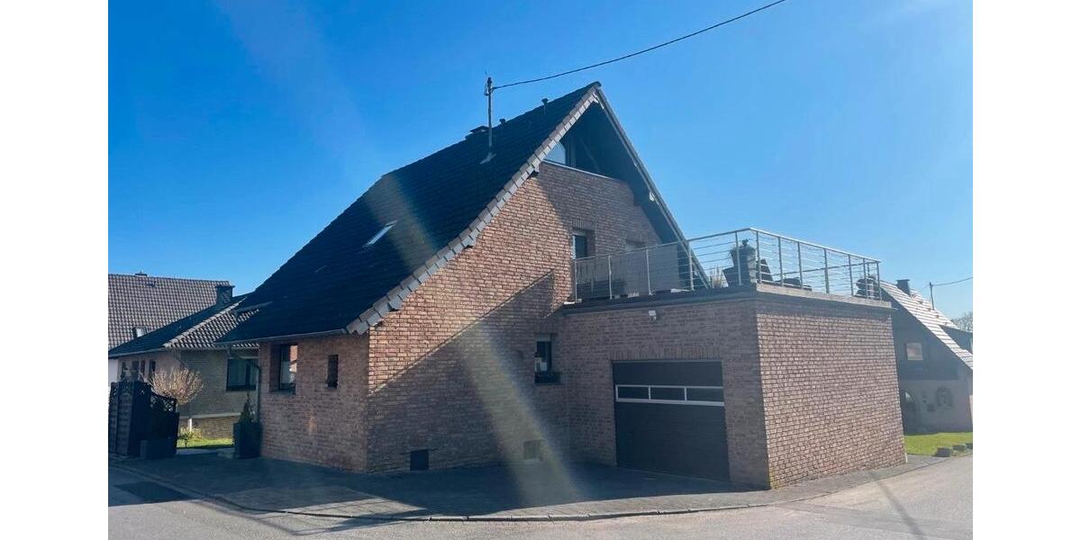 Einfamilienhaus Windeck - 5 Zimmer, 150 m&sup2;, 419.000&euro; | Angebot:25804104