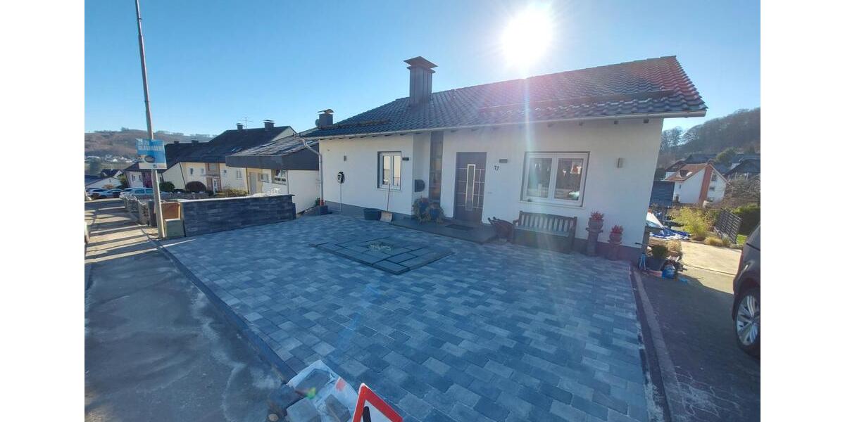 Einfamilienhaus Bergneustadt - 7 Zimmer, 220 m&sup2;, 609.000&euro; | Angebot:27197820