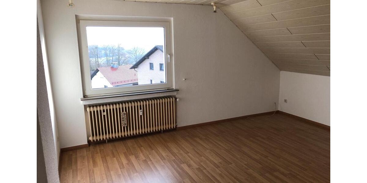 Dachgeschoßwohnung Morsbach - 2 Zimmer, 48 m&sup2;, 290&euro; | Angebot:25632967