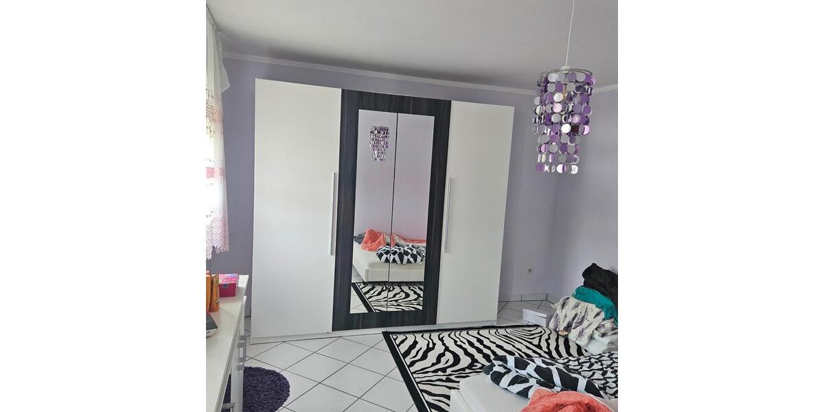 Etagenwohnung Lindlar - 3 Zimmer, 80 m&sup2;, 800&euro; | Angebot:27581292