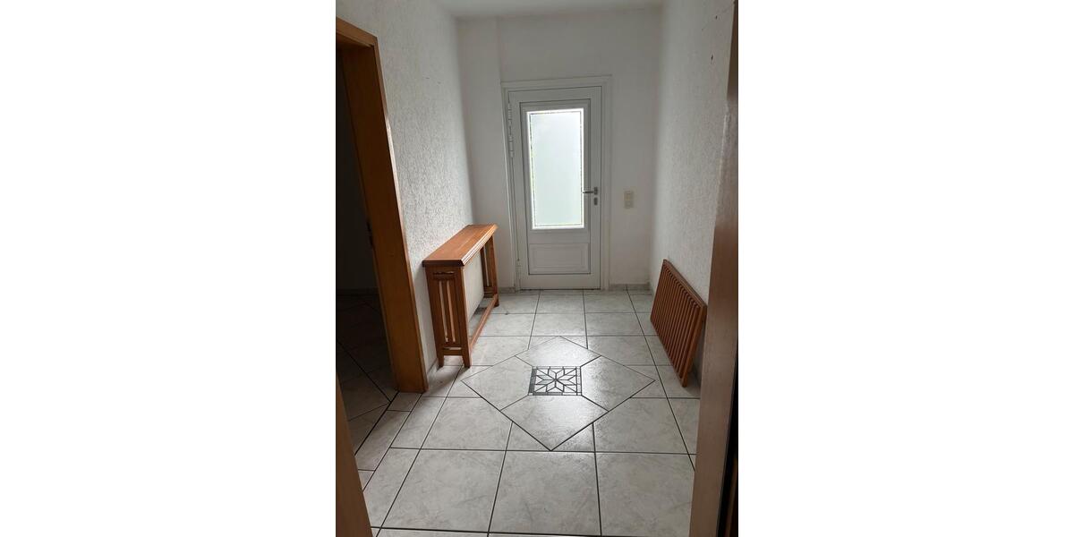 Erdgeschoßwohnung Morsbach - 2 Zimmer, 90 m&sup2;, 700&euro; | Angebot:25936370